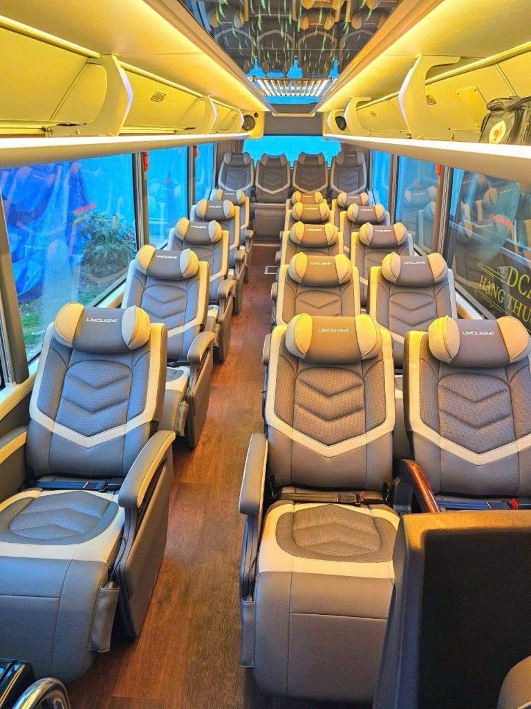 limousine bus transfer da nang